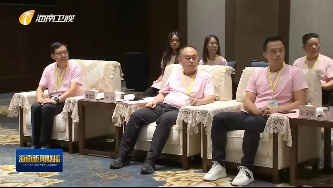 赤膽忠心強(qiáng)教育 同心共筑中國(guó)夢(mèng)