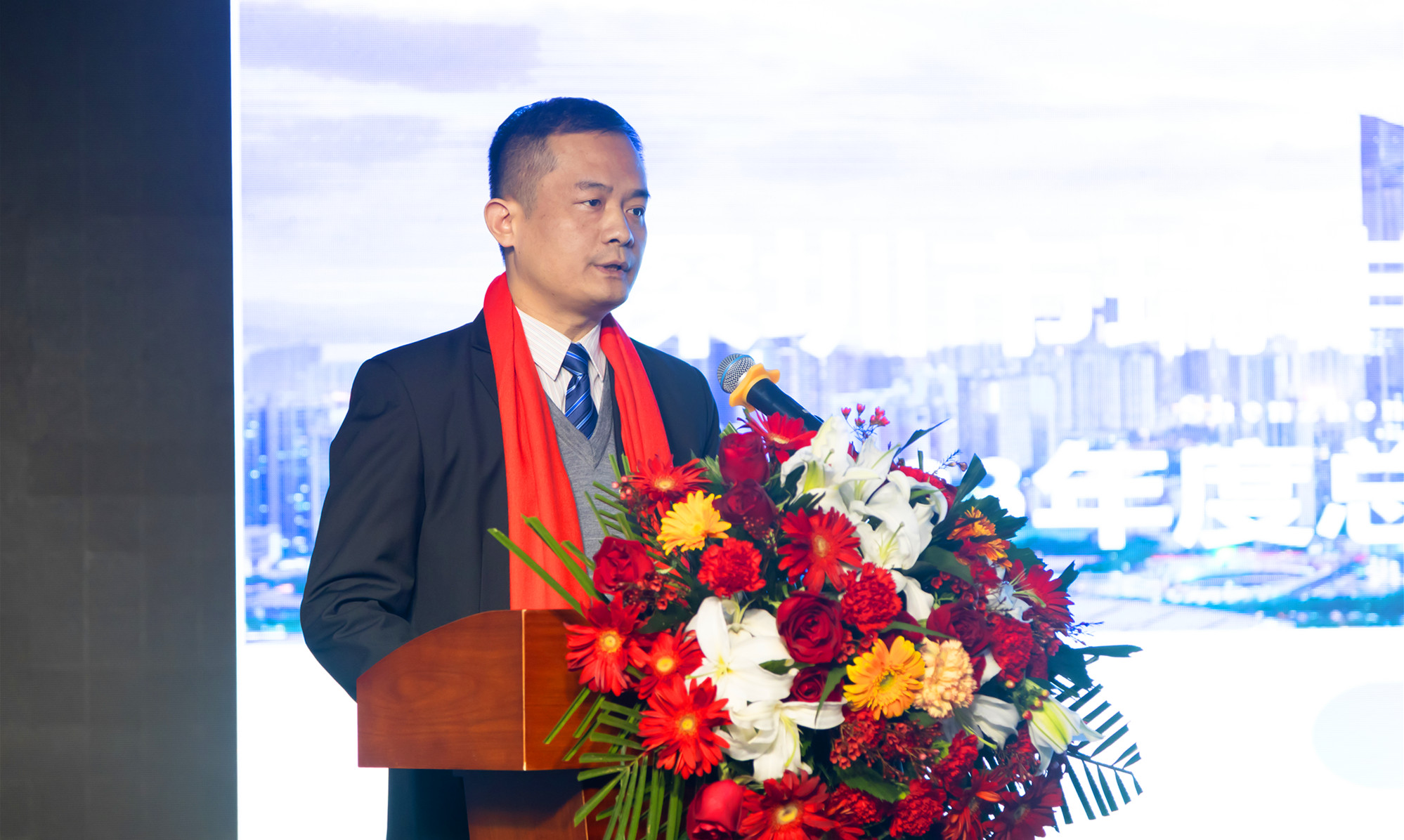 擊鼓催征啟新程，接續(xù)奮斗謀發(fā)展！深圳瑞豐科技集團(tuán)年度工作會(huì)議暨新春團(tuán)拜會(huì)圓滿召開