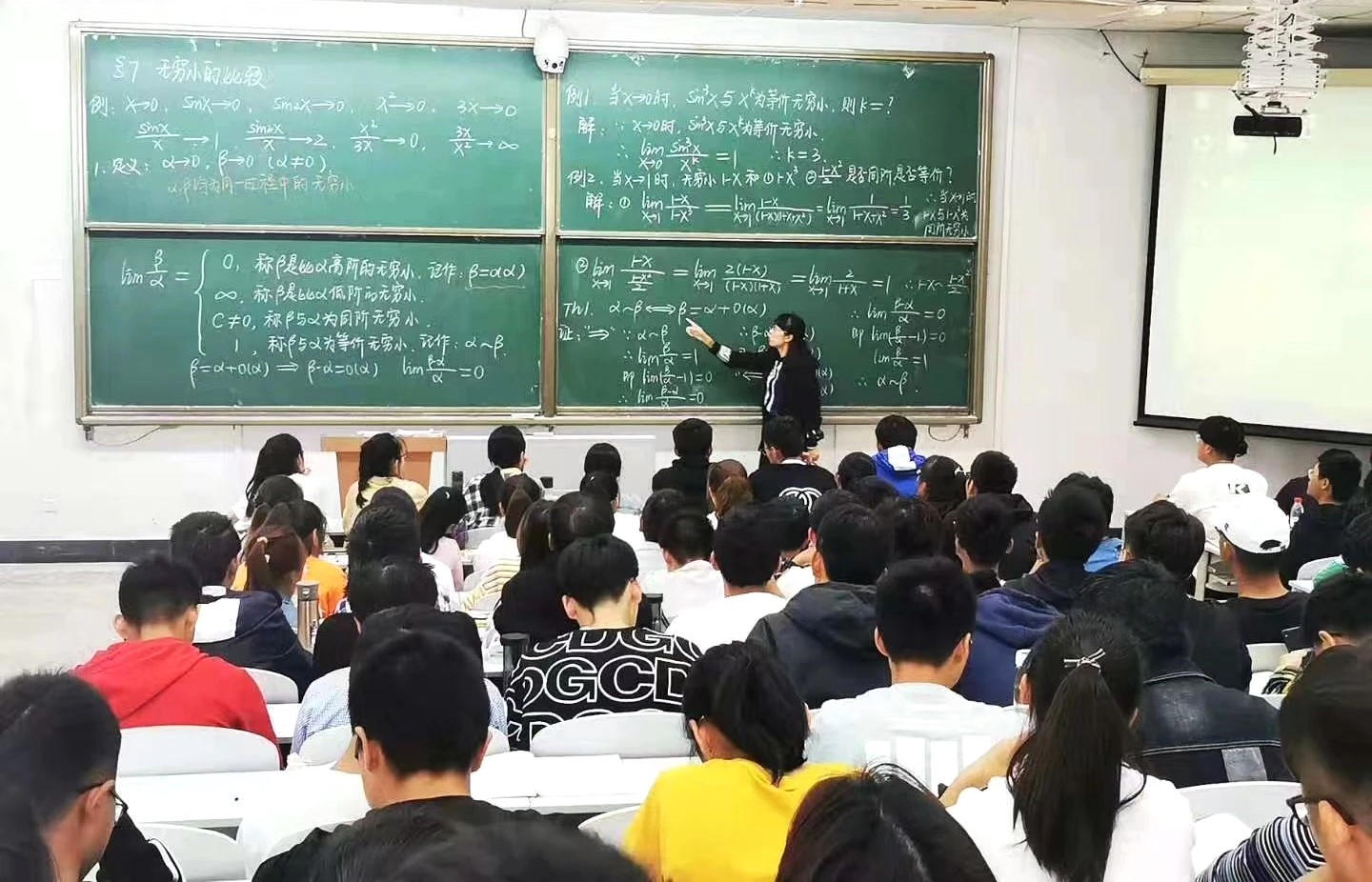 絢爛五月 揚(yáng)帆奮進(jìn)——西安明德理工學(xué)院喜獲佳績(jī) 圓滿召開2024年民辦高校圖書館論壇